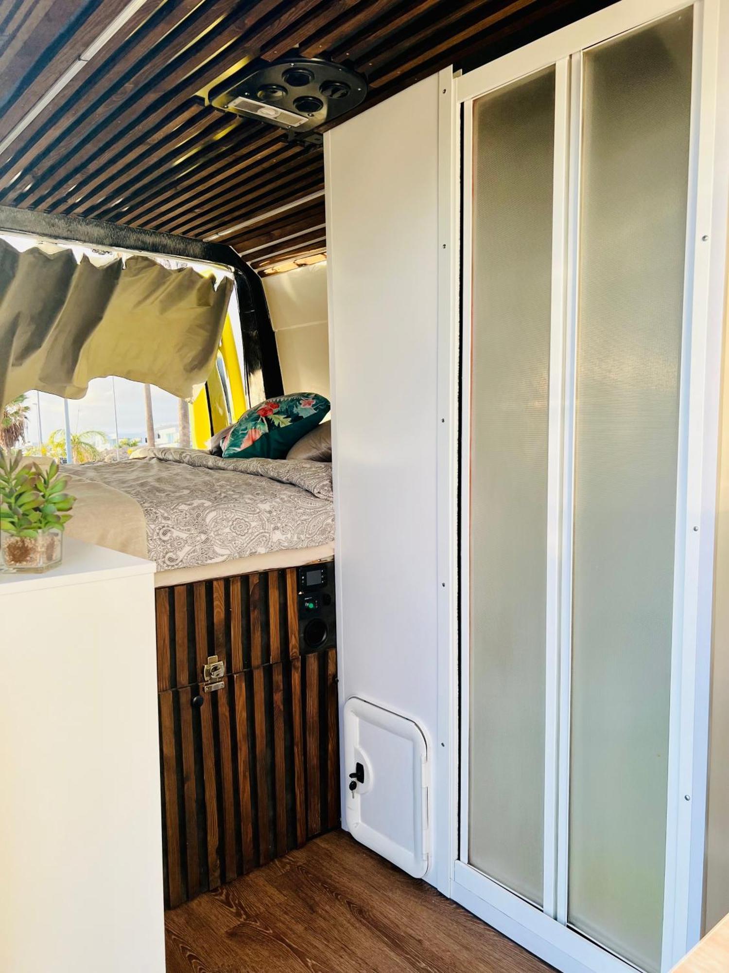 Campsite On Road- Feel Freedom With Campervan! Guincho (Tenerife)